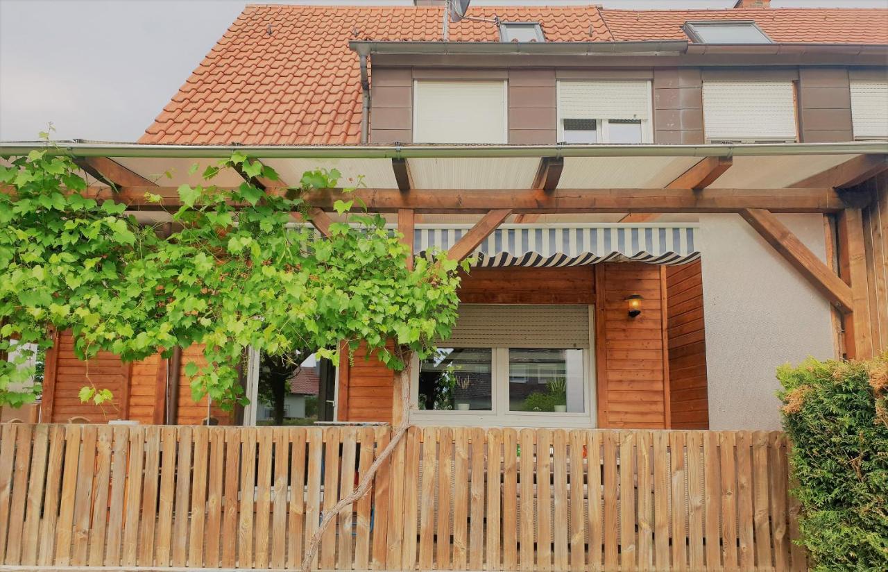 Familienfreundliches Ferienhaus Amara Mit Garten Und Terrasse - Friedrichshafen Am Bodensee Exteriör bild